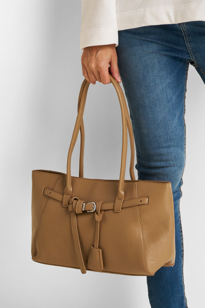 Strucured leather Tote bag